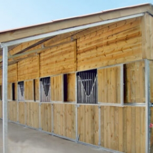 BOXES DE MADEIRA PARA CAVALOS CHEVAL LIBERTE MODELO LIBERTE PRO